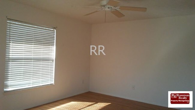 Foto del edificio - 145 Madison Ct