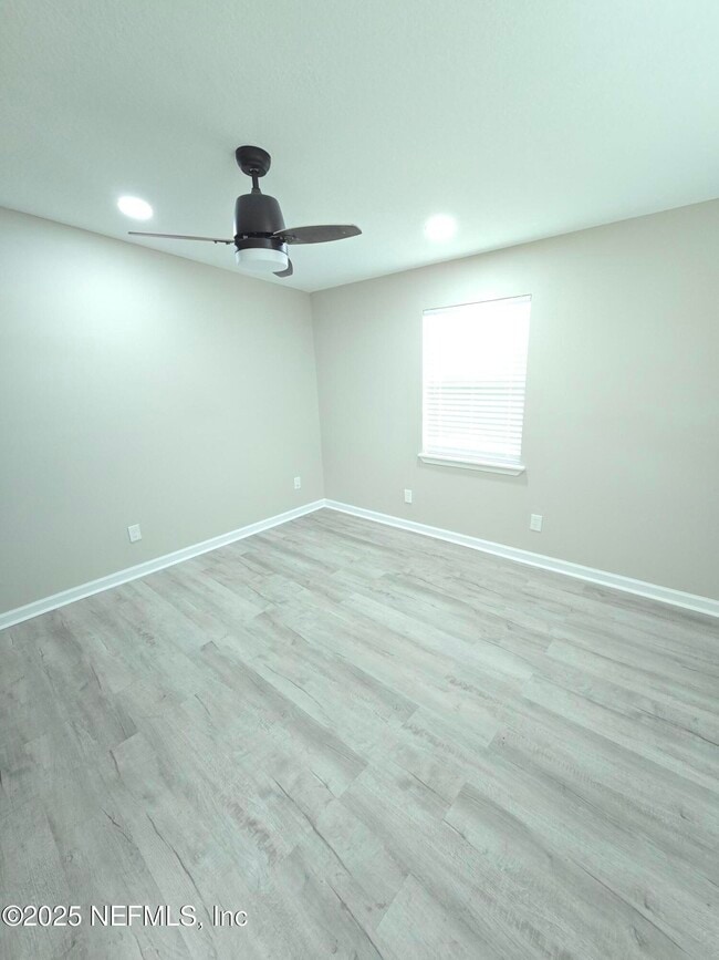 Building Photo - 4106 Lockhart Dr