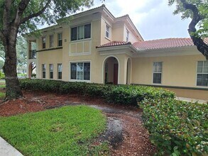Building Photo - 2541 Centergate Dr