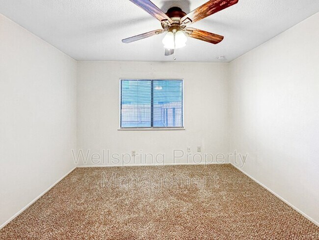 Foto del edificio - 940 W Graaf Ave