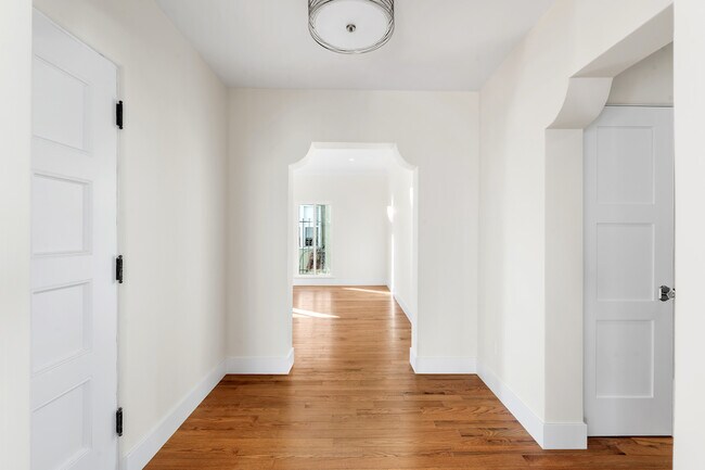 Foto del edificio - 6419 W 6th St