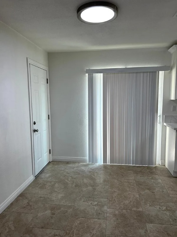Foto del edificio - 41 White Ln