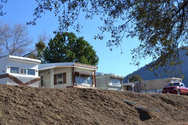 Building Photo - Ponderosa Trailer Park