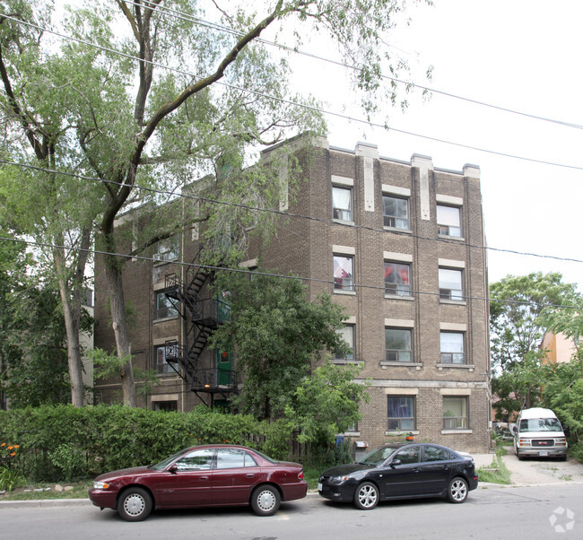 Building Photo - 1592 Bathurst Street