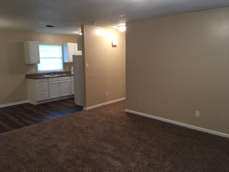 356 Dees St Unit 3, DeRidder, LA 70634 Room for Rent in DeRidder, LA