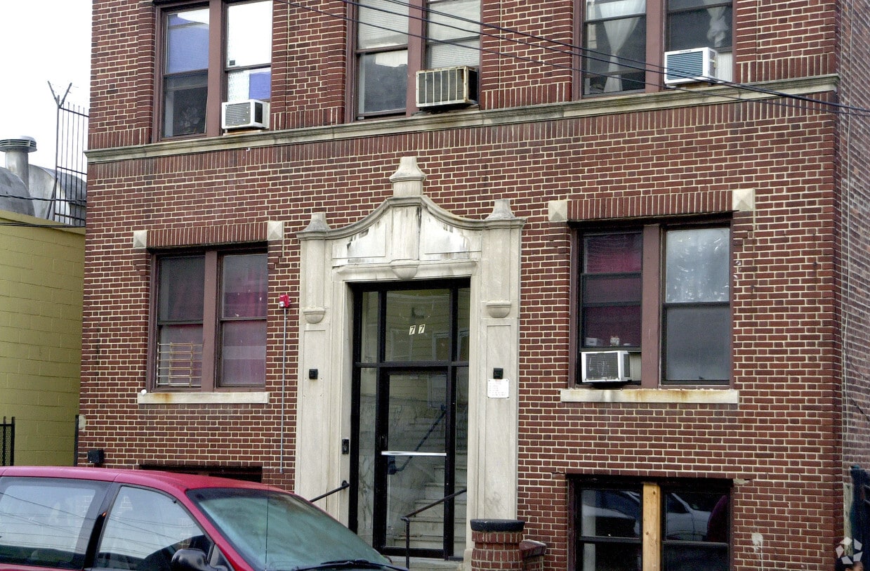 Building Photo - 77 Romaine Ave