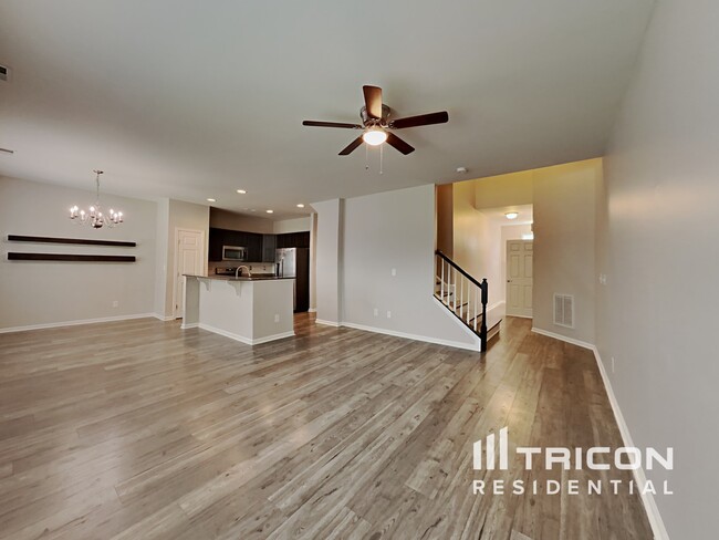 Building Photo - 240 Chesterbrook Ln