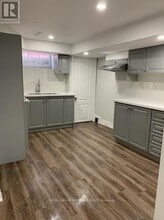 Building Photo - 317 Mohawk Rd E