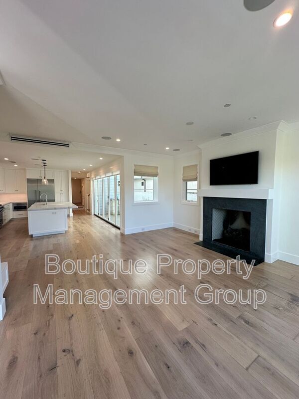 Foto del edificio - 514 Avocado Ave