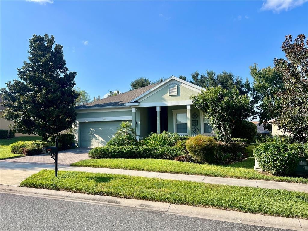 Foto principal - 119 Falling Acorn Ave