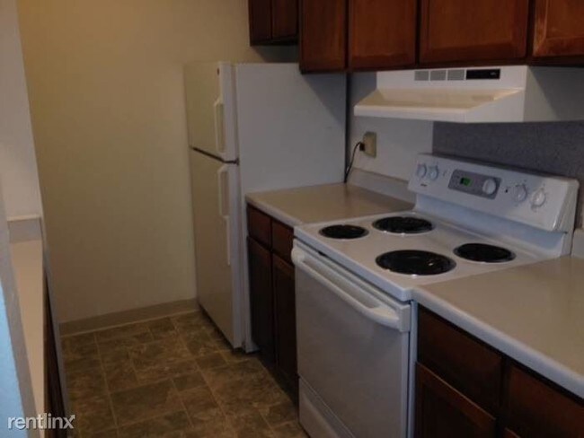 Building Photo - 1721 Clemson Dr
