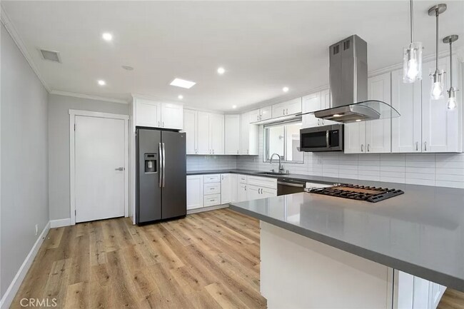 Foto del edificio - 835 Magarian Rd