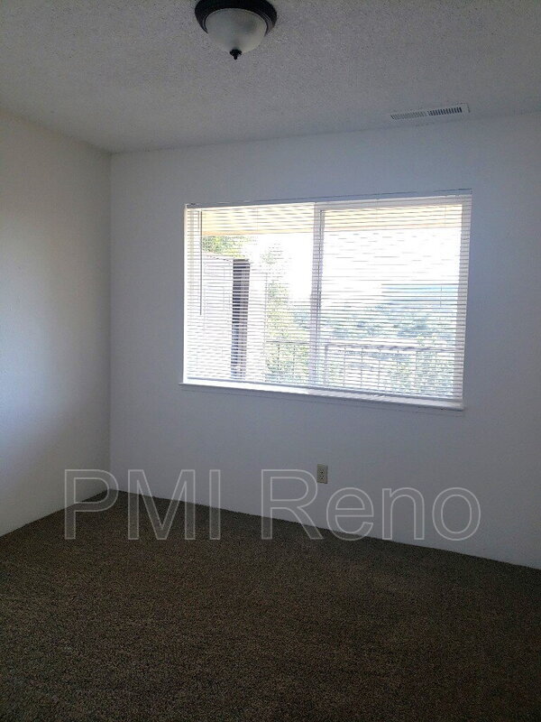Foto del edificio - 2908 Salem Pl