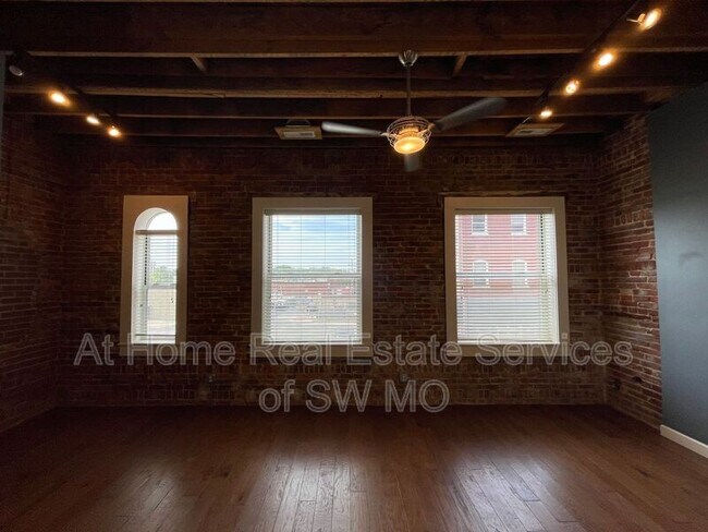 Foto del edificio - 412 South Ave