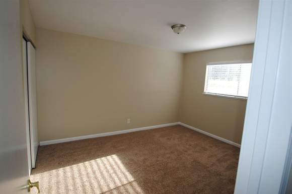 Building Photo - 6809 Linda Sue Way