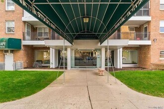 Building Photo - 8-33 Central Ave