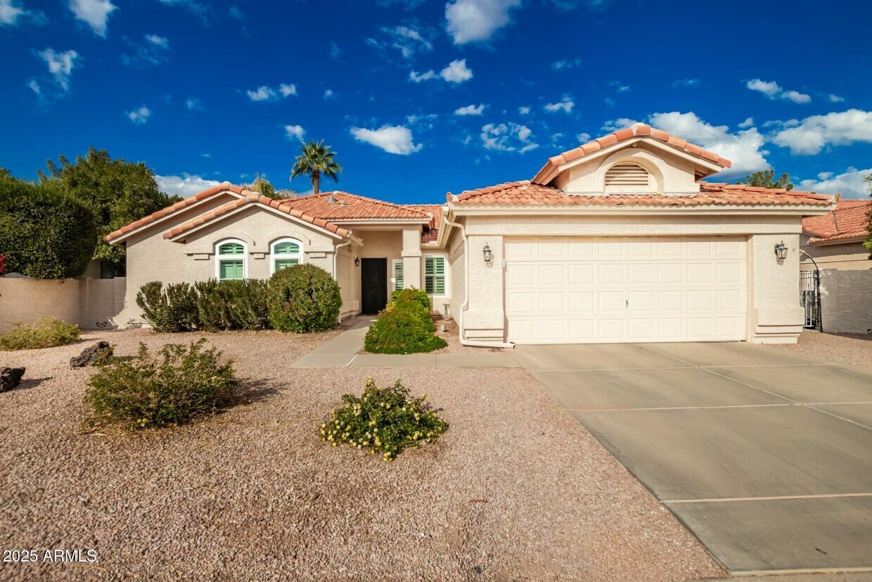Primary Photo - 10428 E Hercules Dr