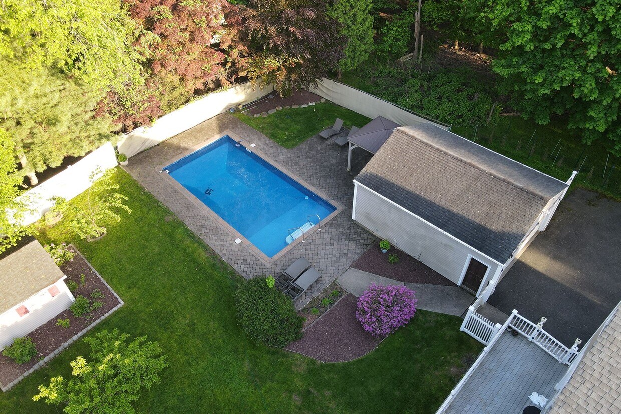 111 Herbert Ave, Closter, NJ 07624 House Rental in Closter, NJ