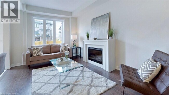 Photo du bâtiment - 13 Gloria St.