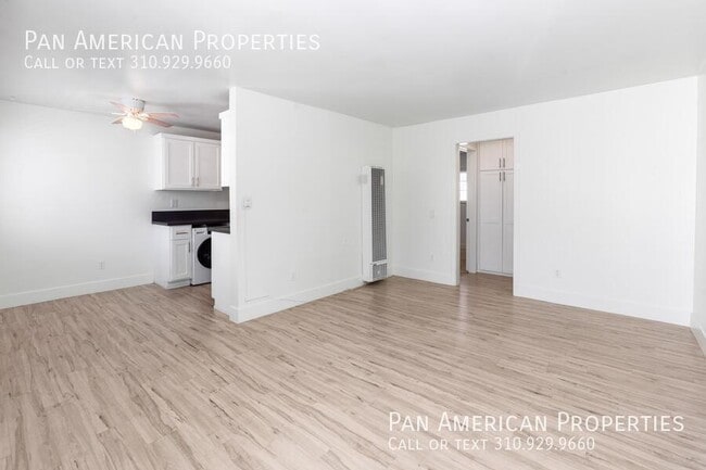 Foto del edificio - 5136 E Livingston Dr