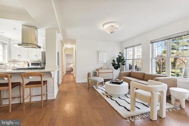 Foto del edificio - 3313 Coryell Ln