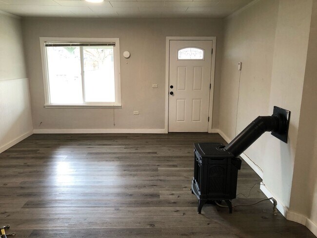 Foto del edificio - Del Norte Ave, Prineville, 1332-1336, OR