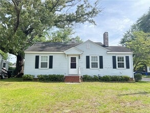 Building Photo - 200 Kirkland Dr