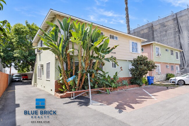 Foto del edificio - 14108 Gilmore St