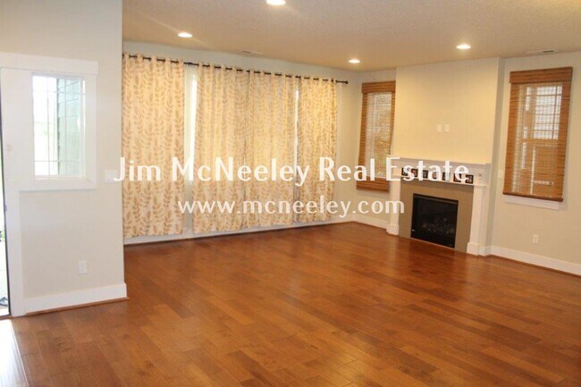 Building Photo - 3 br, 2.5 bath House - 14679 NW Orchid St