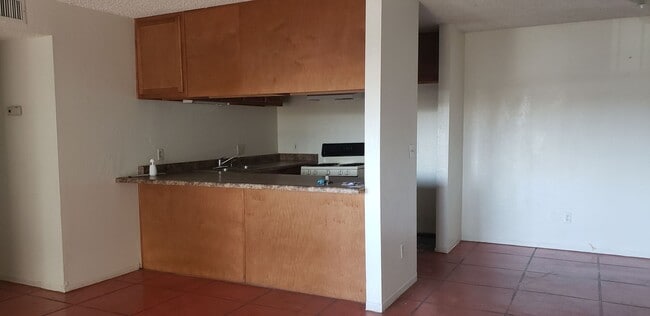 Photo - 810 S Langley Ave House