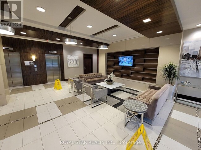 Photo du bâtiment - 339 Rathburn Rd W