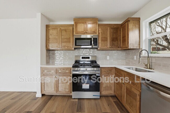 Building Photo - 644 Hunters Hill Rd