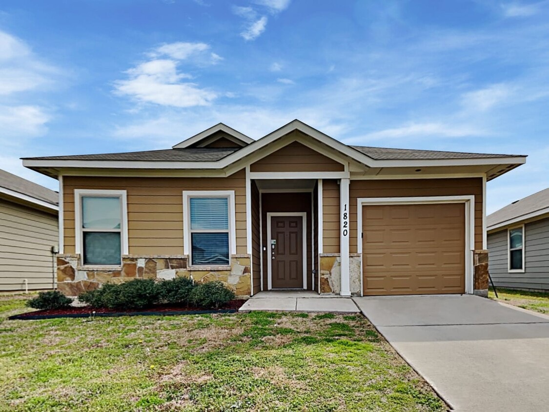 1820 Wickham Dr House Rental in Burleson, TX