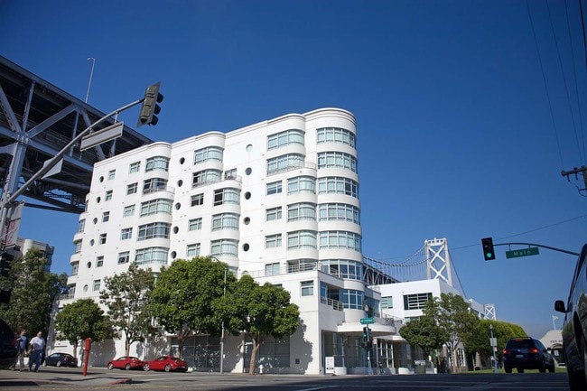 Building Photo - 38 Bryant St
