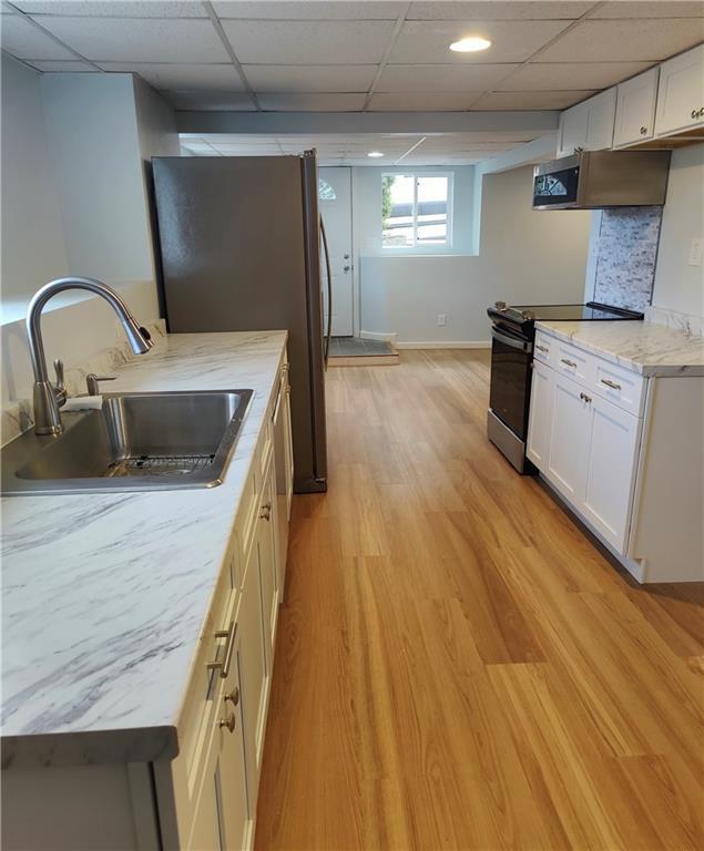 Foto del edificio - 52-52 Mapleville Main