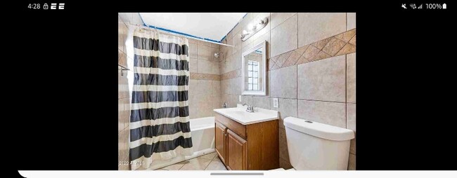 Foto del edificio - 2829 W Marshall Ave