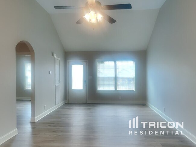 Foto del edificio - 609 Hollow Crest Clarksville TN