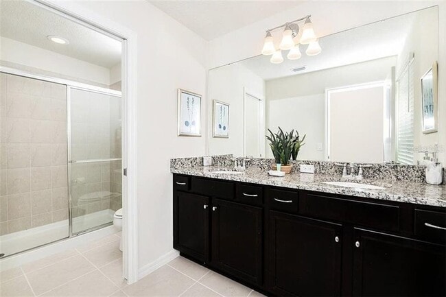 Building Photo - 2482 Dubai St