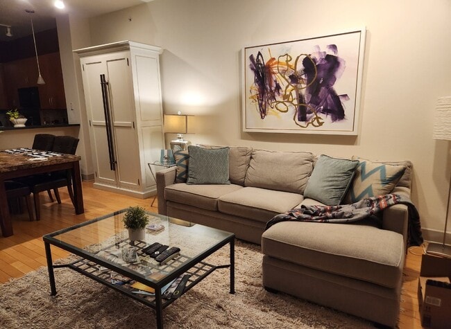 Foto del edificio - 1901 Post Oak Blvd