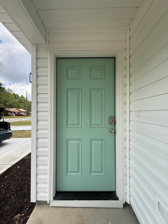 Foto del edificio - 32 Constitution Ave