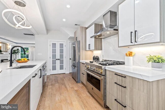 Foto del edificio - 3525 16th St NW