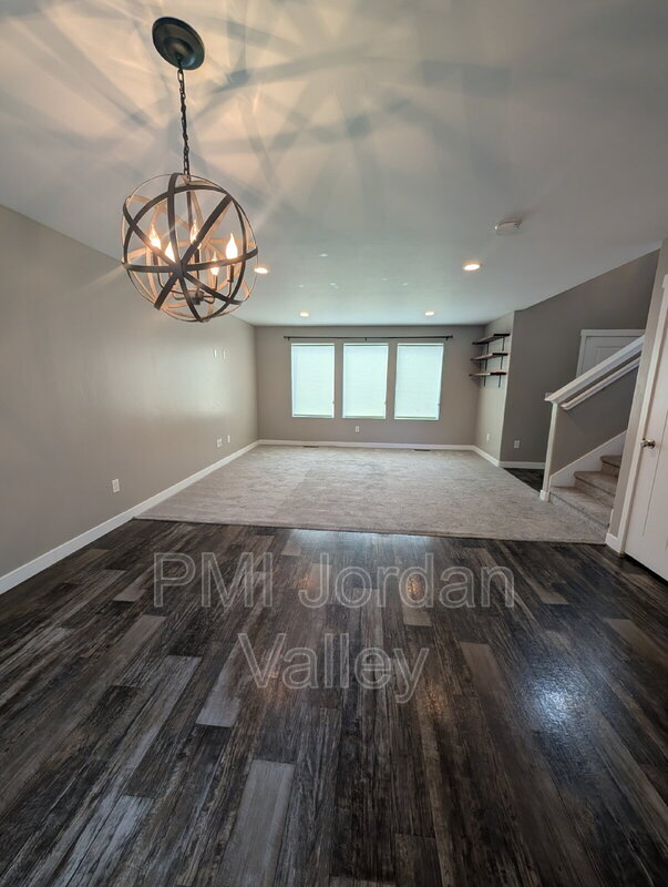 Building Photo - 5077 W Arete Wy