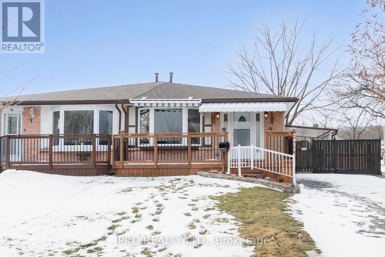 Photo principale - 2035 Carleton Ct