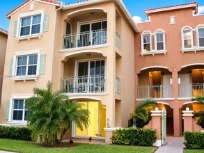 Building Photo - 6630 NW 114th Ave