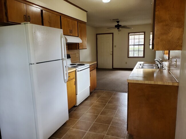 Foto del edificio - 115 Debra Ln