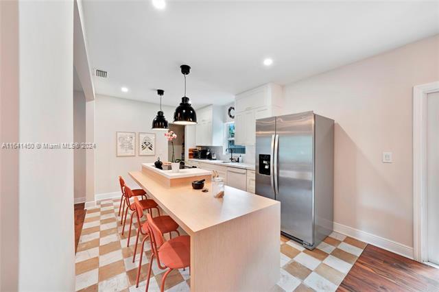 Building Photo - 7651 SW 67th Ave