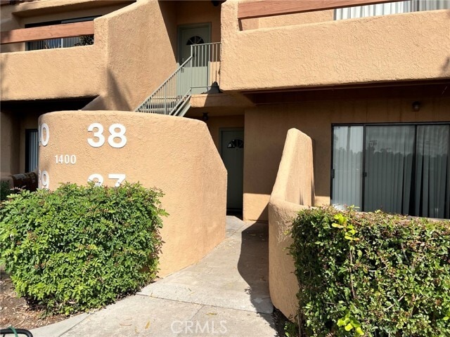 Building Photo - 1400 W Edgehill Rd