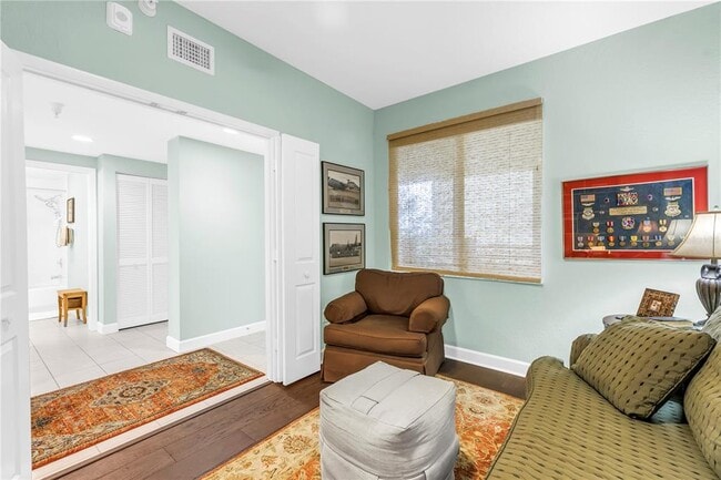 Building Photo - 4801 Osprey Dr S