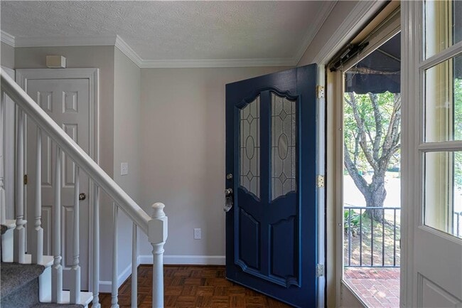 Building Photo - 3165 Henderson Walk