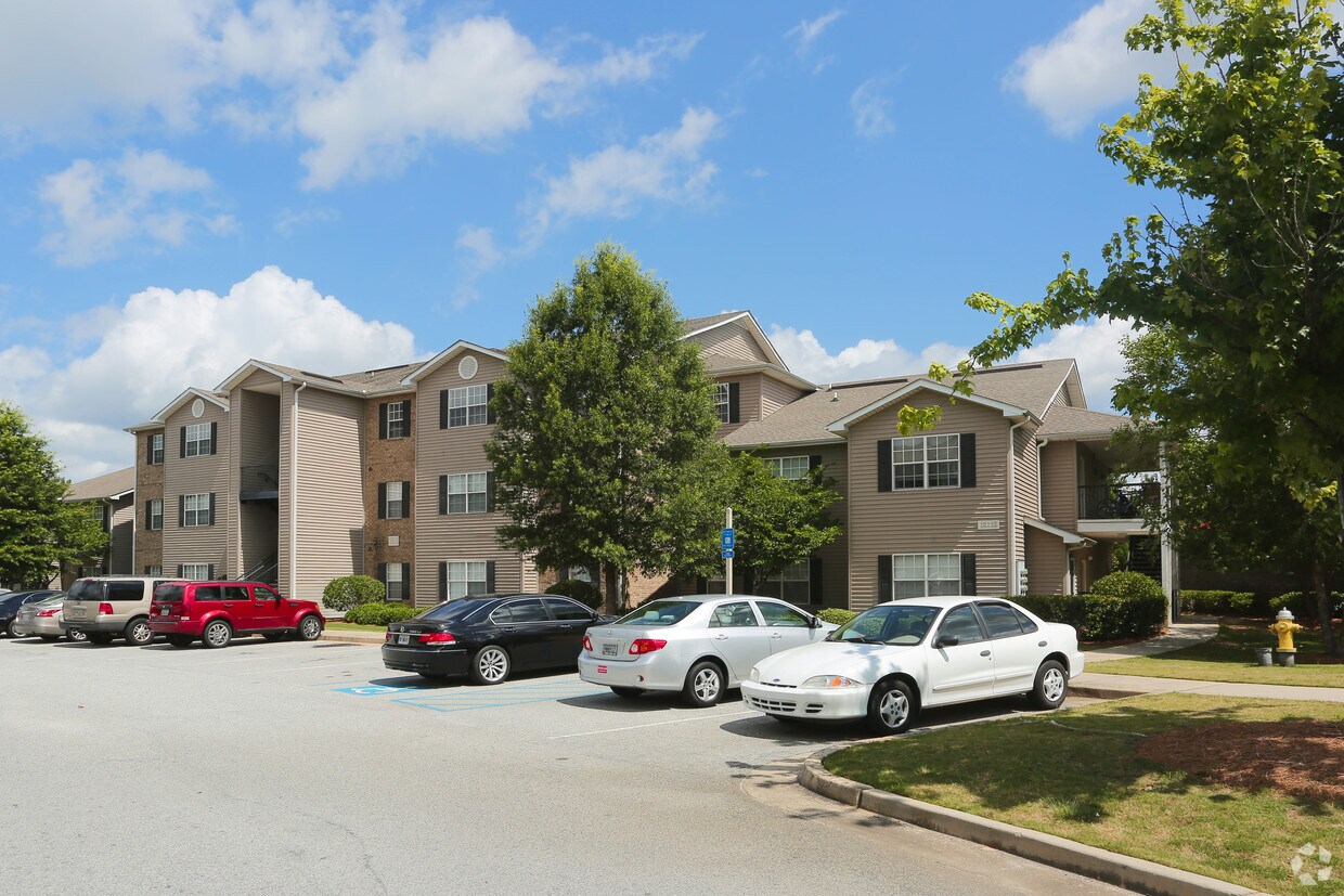 Mill Creek Run Apartments in Macon, GA